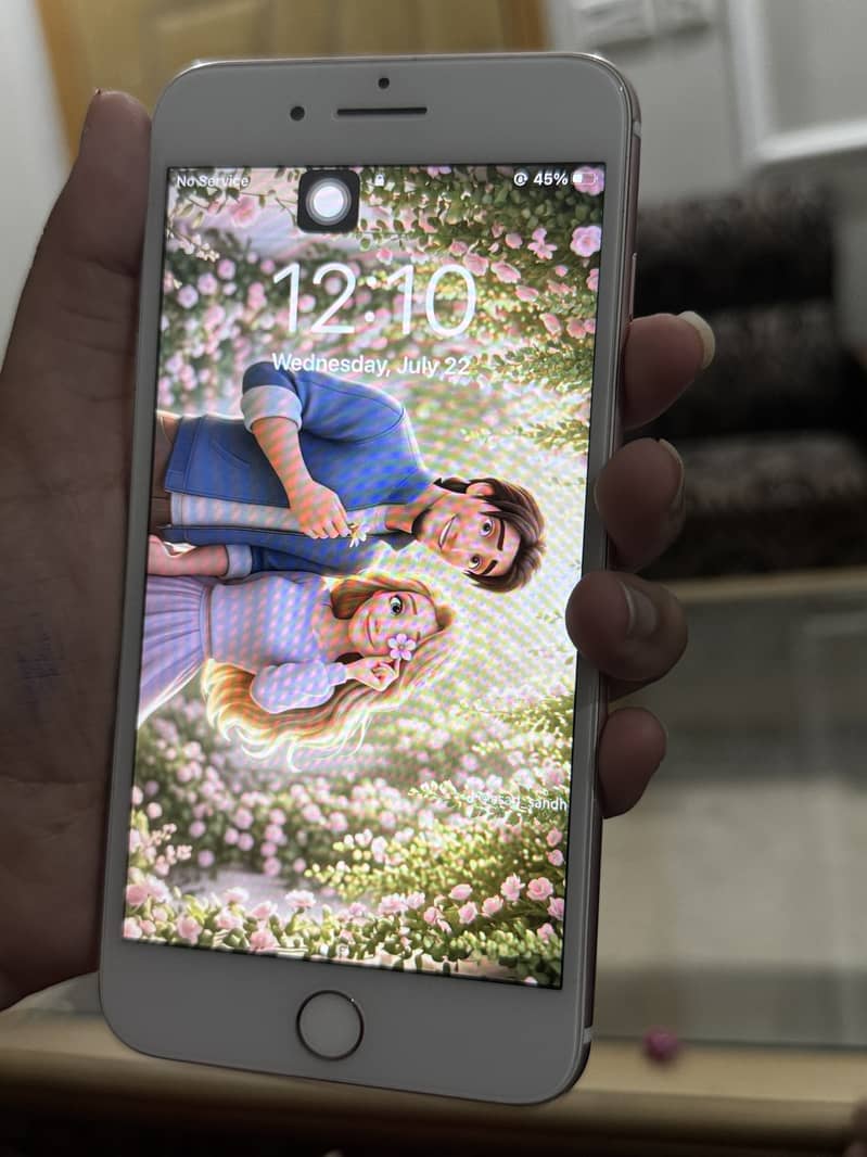 Apple iPhone 7 Plus 1