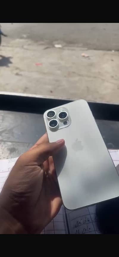 Apple iPhone 15 Pro Max