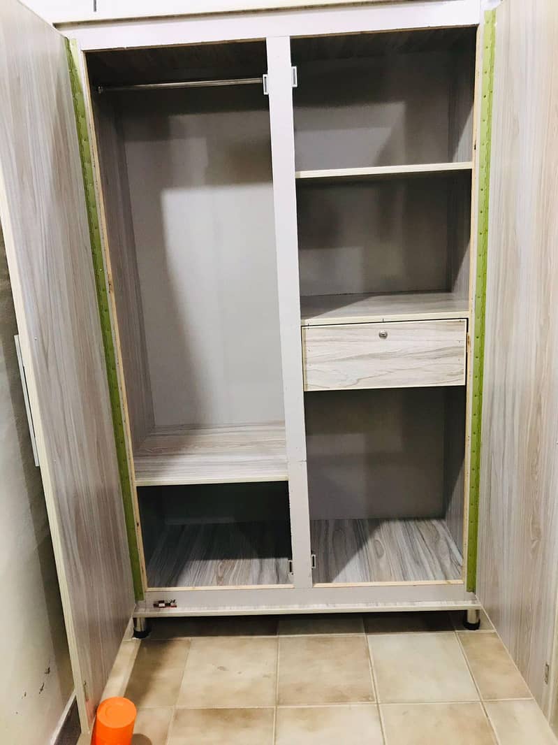Wardrobe almari 1