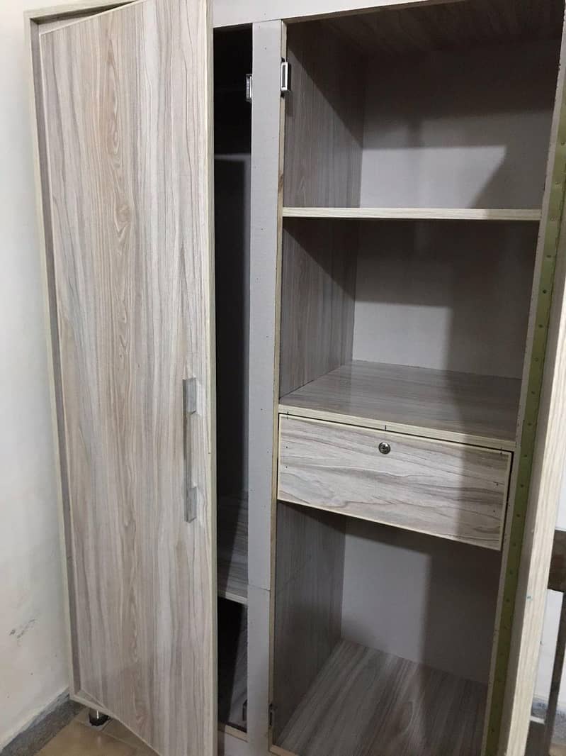 Wardrobe almari 6