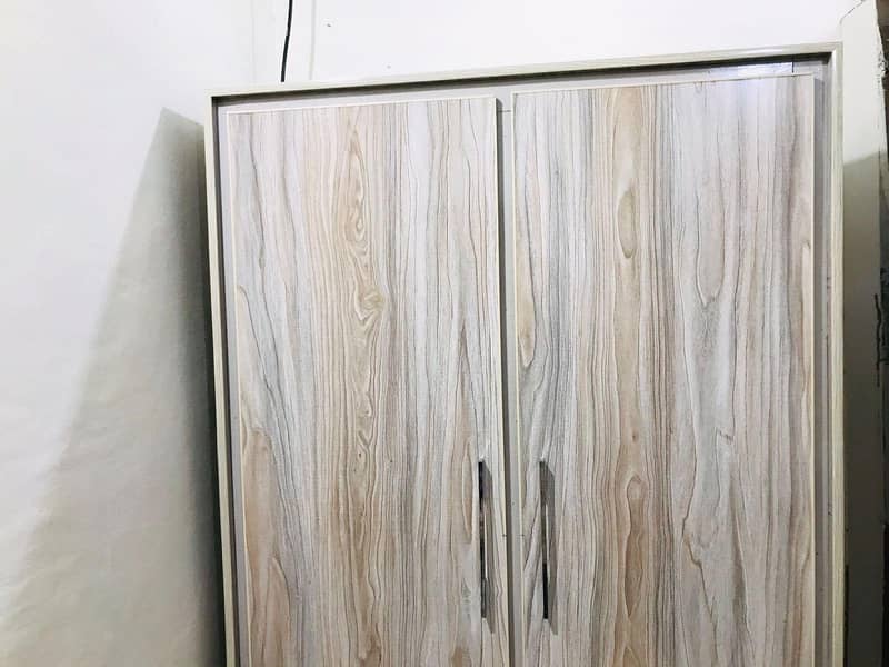 Wardrobe almari 10