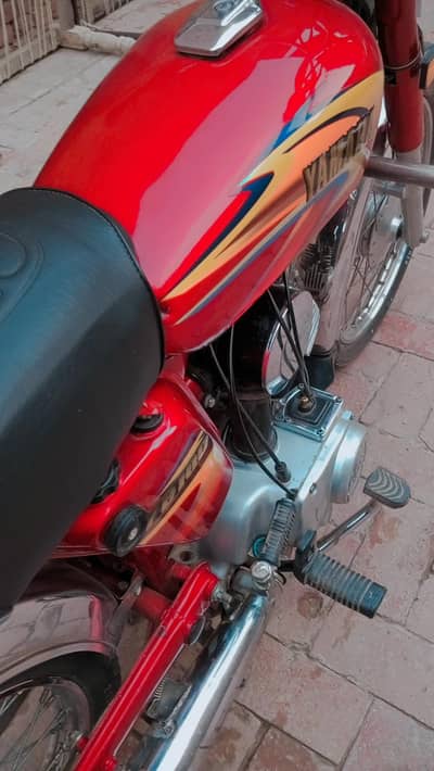 YAMAHA ROYAL YB 100  2 STROKE