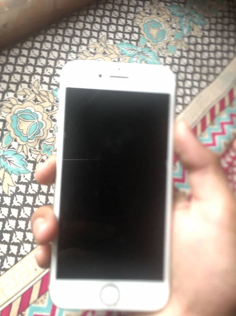 Apple iPhone 7 3