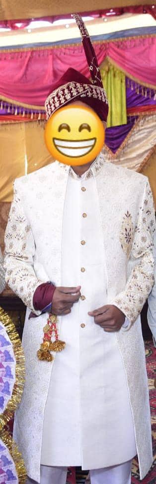 sherwani and kulla