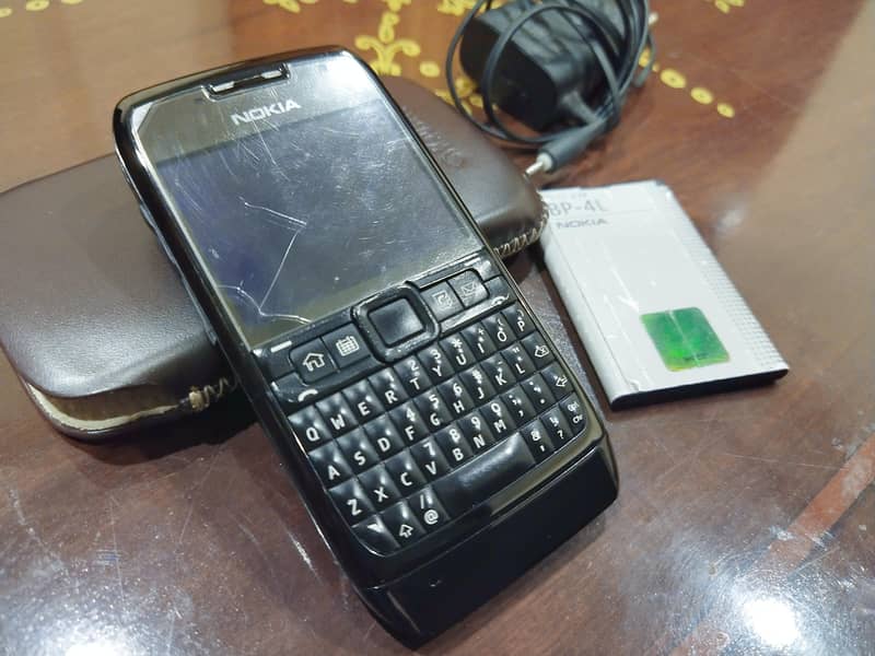 Nokia E71 2