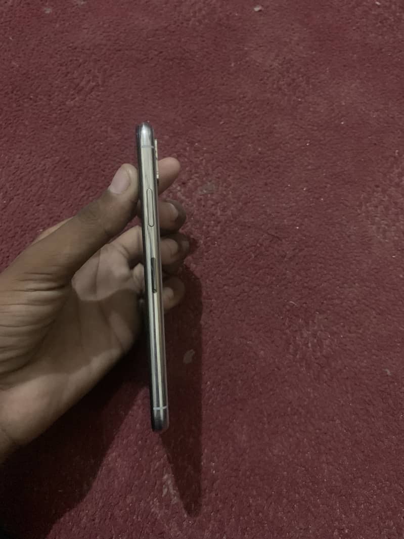 Apple iPhone X 1