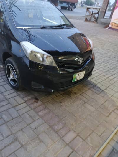 Toyota Vitz 2011