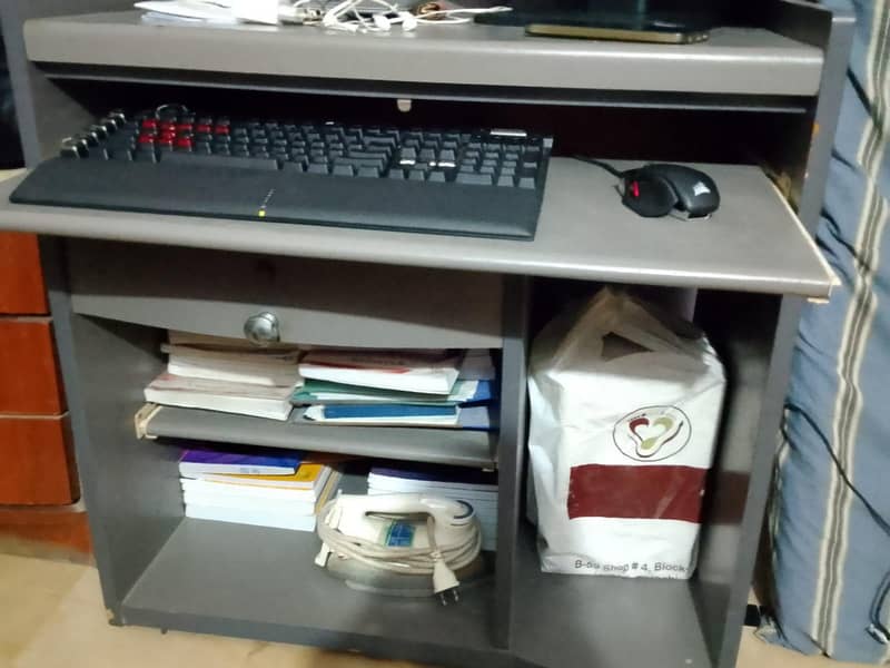 computer table with book shelf 5
