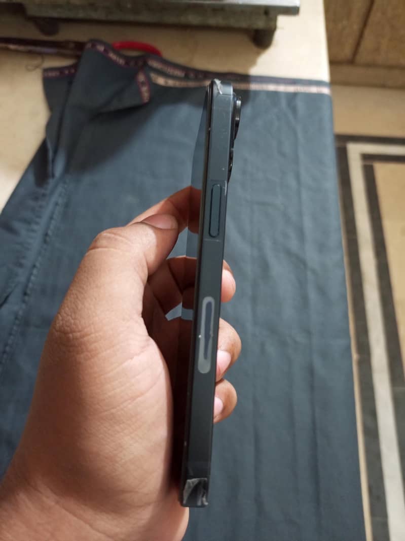 Apple iPhone 14 1