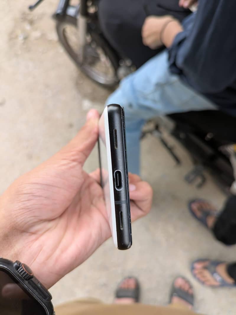 Google Pixel 6a 3