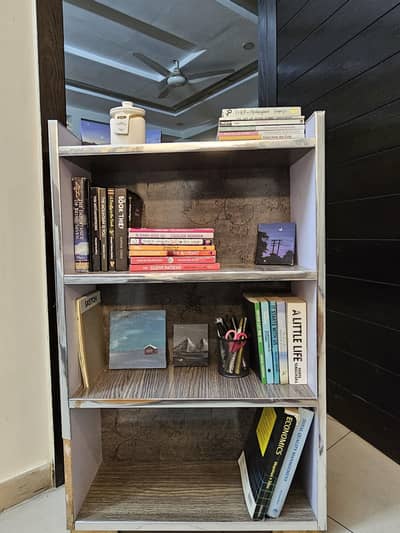 4 Tier Wooden Book-shelf