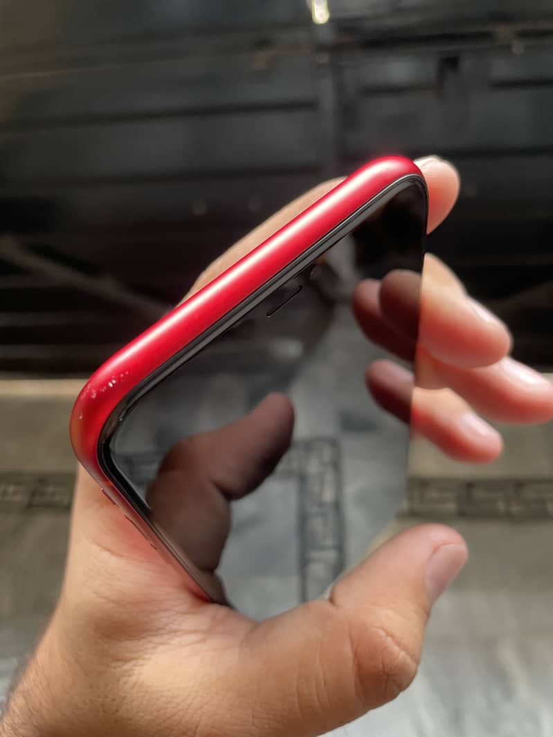 iPhone 11 2