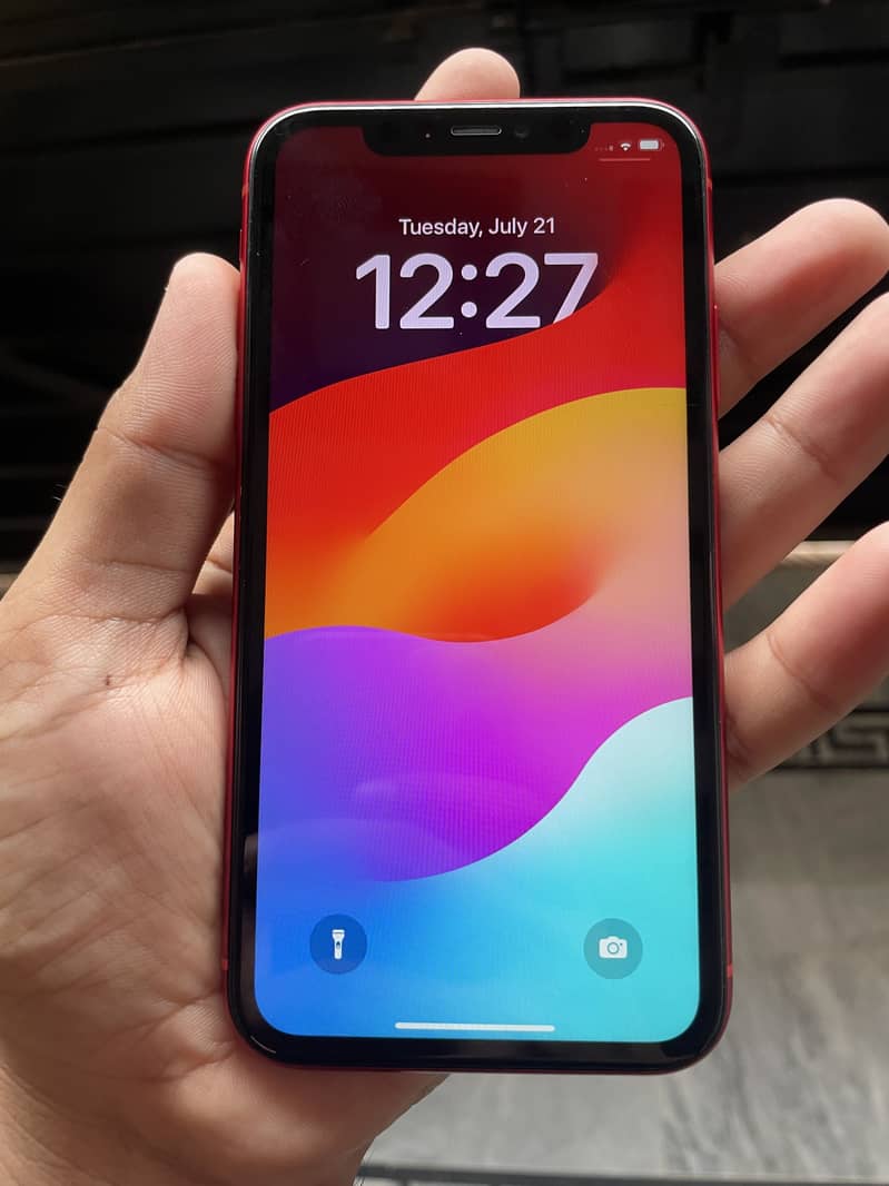 iPhone 11 3