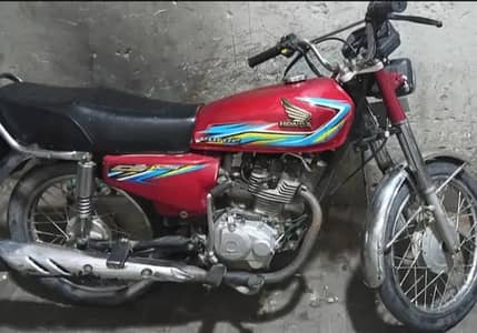 Honda 125 for argent sell condition 10 by 9
