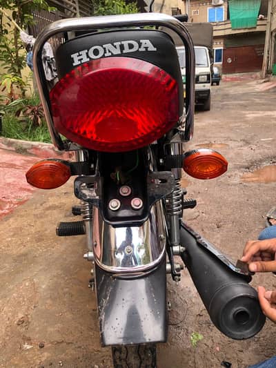 Honda CG-125 (Model 2018) Genuine Condition