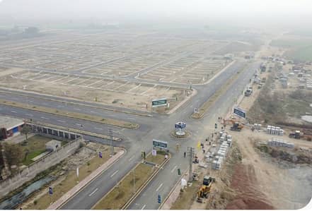 8 MARLA COMMERCIAL PLOT ON 150FT MB IN LAKE CITY MEADOWS | EASY INSTALMENTS