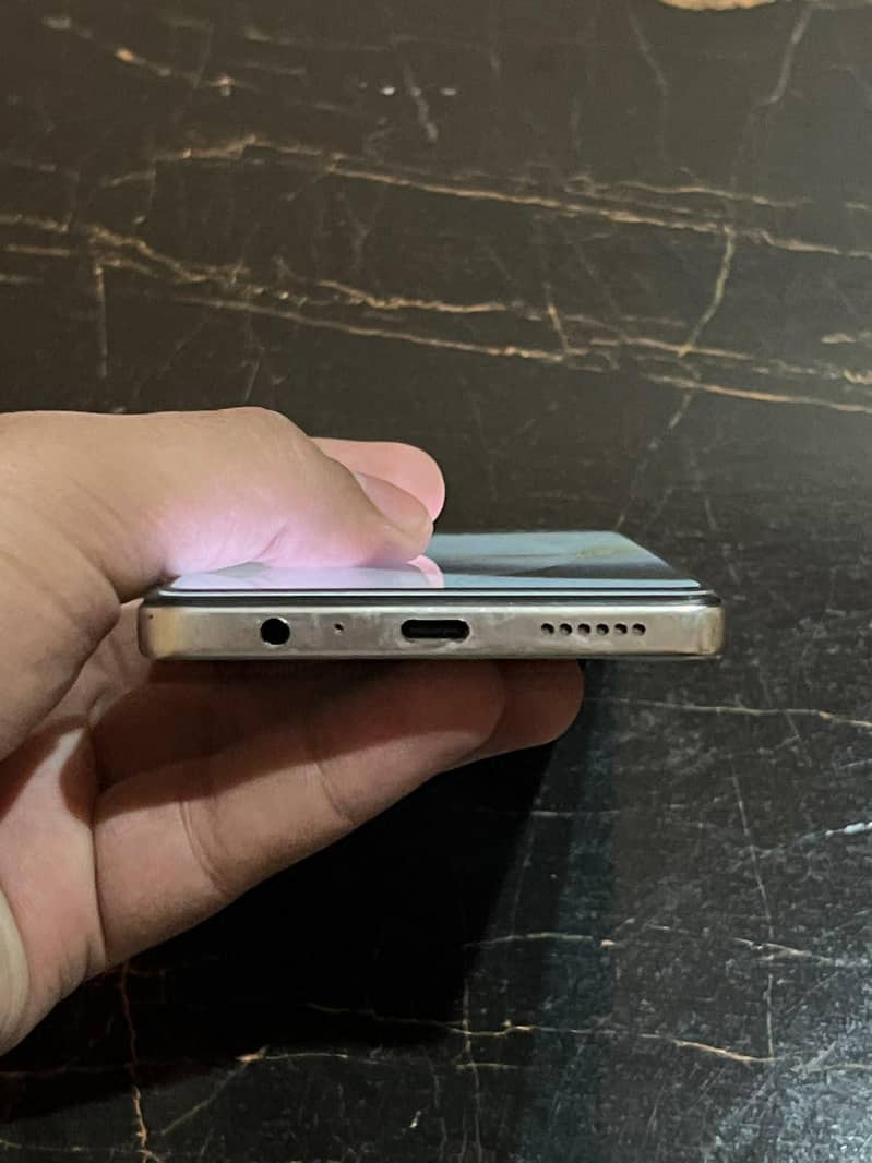 Tecno CAMON 30 1