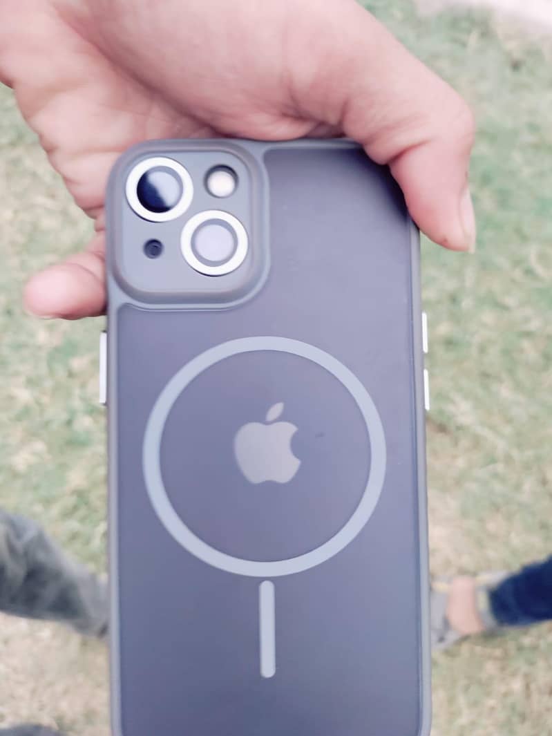 Apple iPhone 13 10