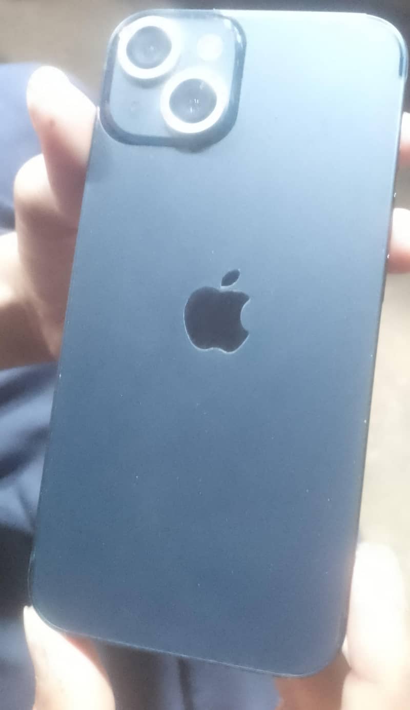 Apple iPhone 13 11