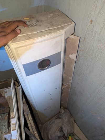 2 gree inner in 30000 1 inverter and 1 normal