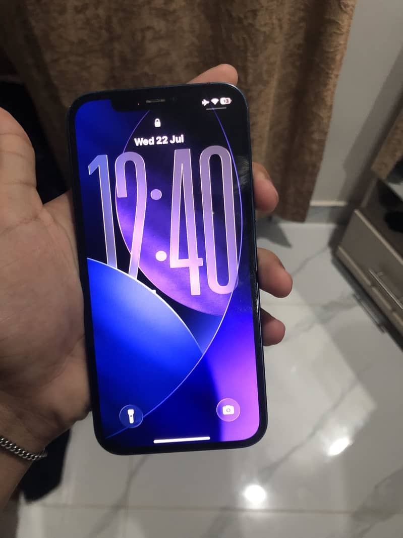 Apple iPhone 12 1