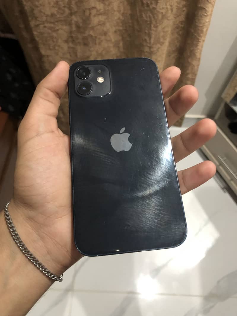 Apple iPhone 12 2