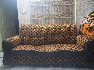 6 Seater Sofa Set (3+2+1) For Sale – Good Condition