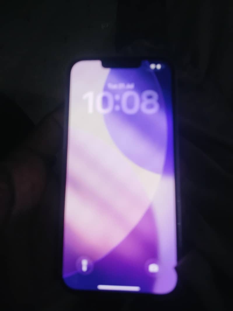 Apple iPhone 13 4