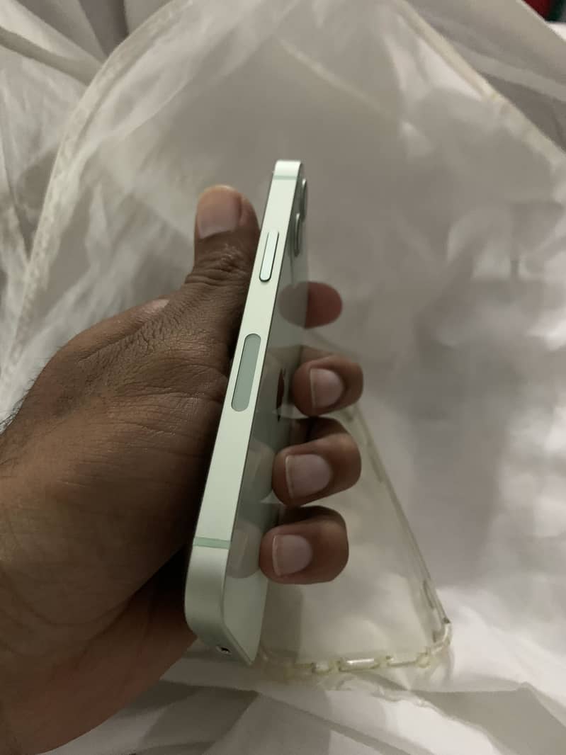 Apple iPhone 12 mini 3