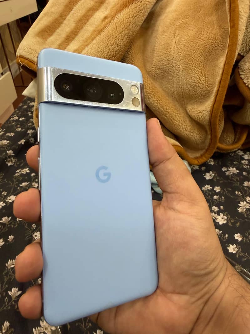 Google Pixel 8 pro 0