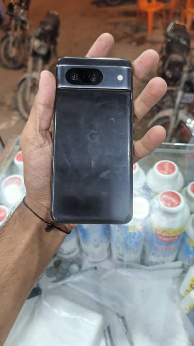 Google Pixel 8