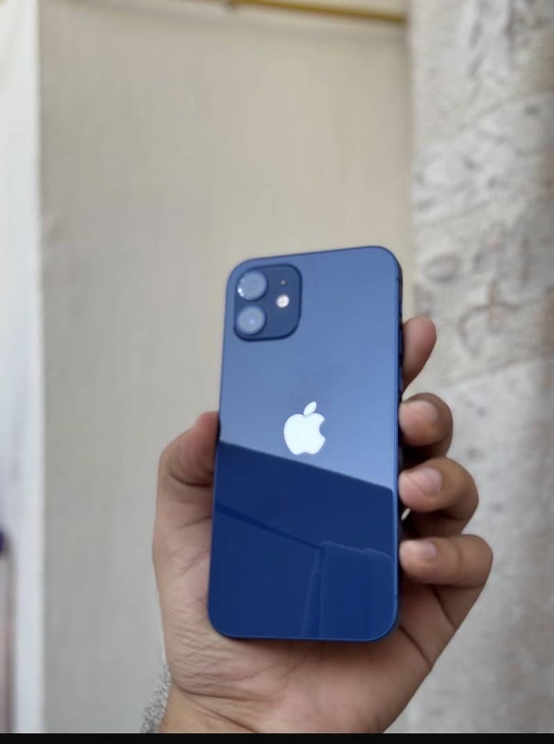 Apple iPhone 12 5