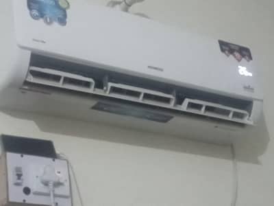 Kenwood t3 inverter with ampere lock for sale condition 10/10