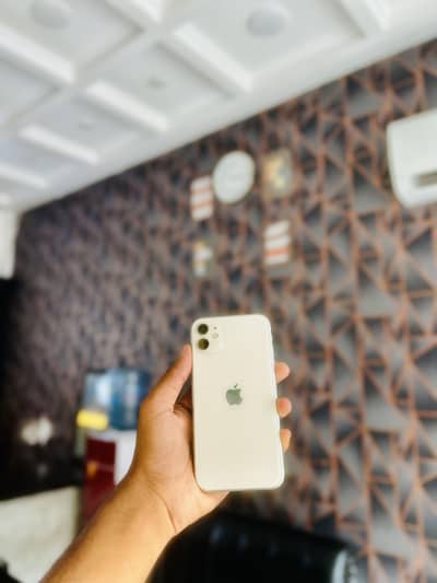 Apple iPhone 11