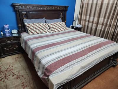 Premium Original Chiniot Furniture – Slightly Used