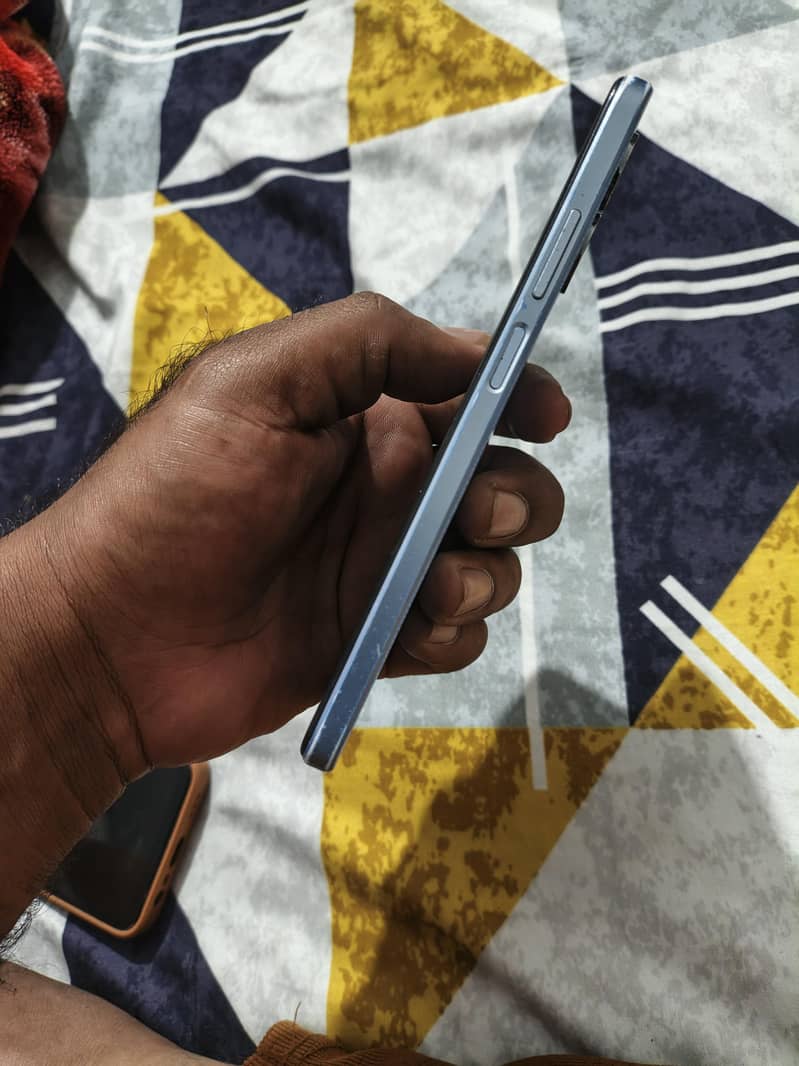 OPPO A17 1