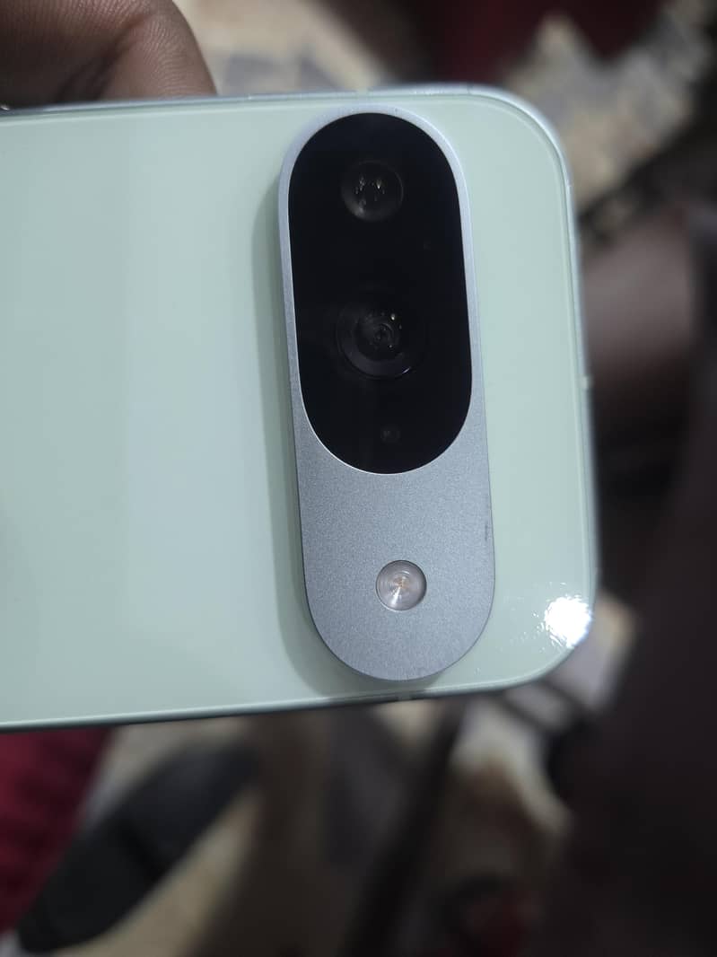 Google Pixel 9 3