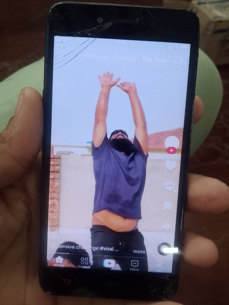 Oppo A37 1