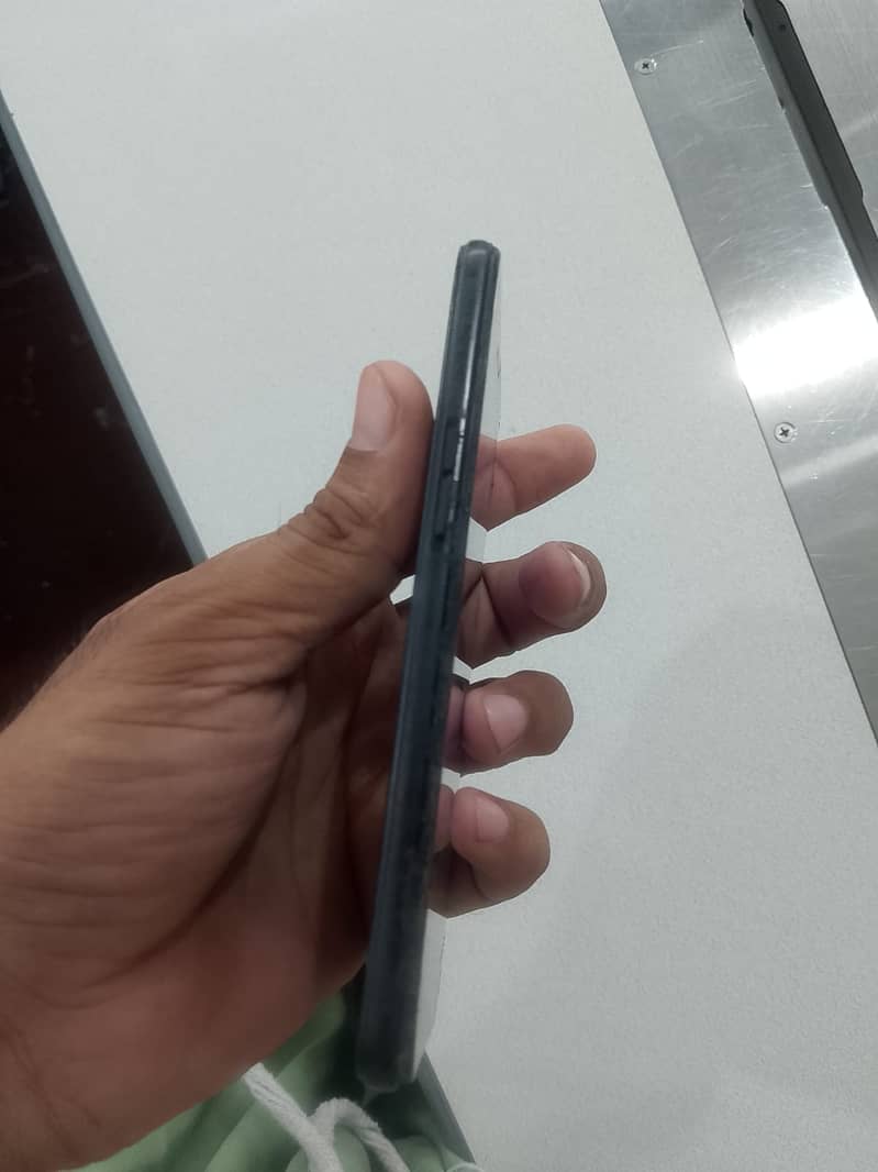 Oppo A37 3