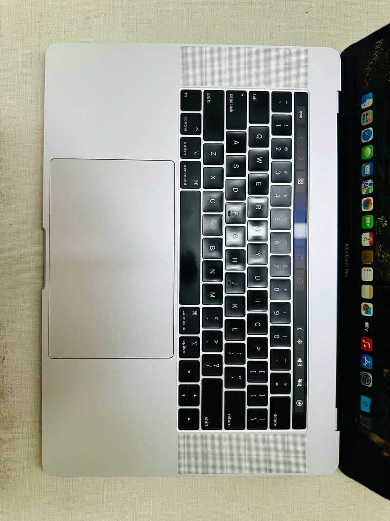 MacBook Pro 2