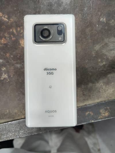 Sharp Aquos Sense
