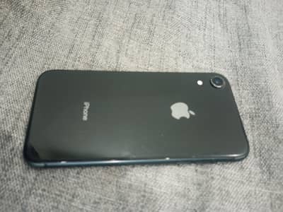 Apple iPhone XR