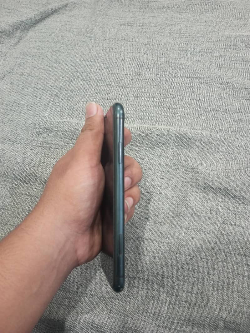 Apple iPhone XR 3
