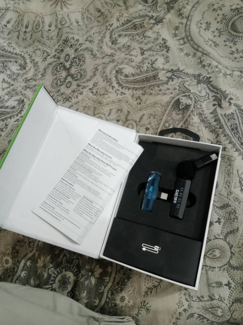 WIRELESS MICROPHONE ORIGINAL 1