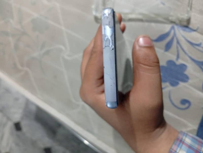 Google Pixel 7a 4
