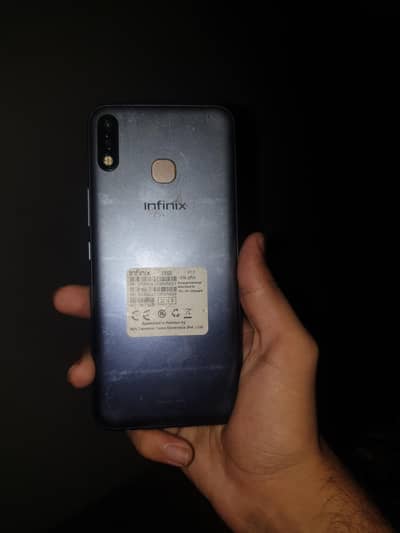 infinix hot 8 lite