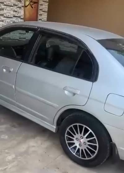 Honda Civic EXi 2004