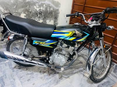honda cG 125 May 26 black colour
