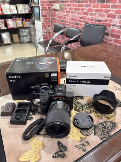 Sony a73 with 35mm 1.4 Sigma