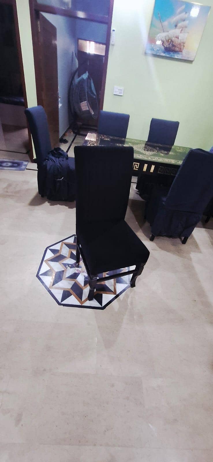 Dining table 4